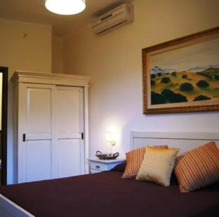 B&B Casale Degli Ulivi Prestige 알타빌라사일렌티나